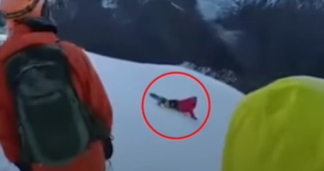 Šokantan snimak nije za one sa slabim srcem: Muškarac skliznuo u smrt, očajnički pokušavao da se zaustavi 