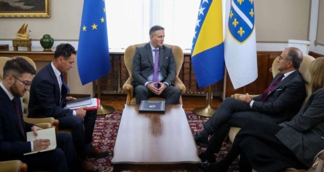 Bećirović sa Sorecom: 'Referendum u RS-u bi predstavljao osporavanje odluka institucija BiH'