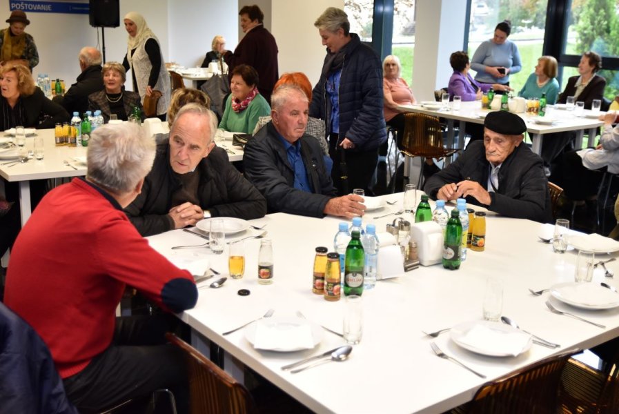 bosnalijek-penzioneri-druzenje-2