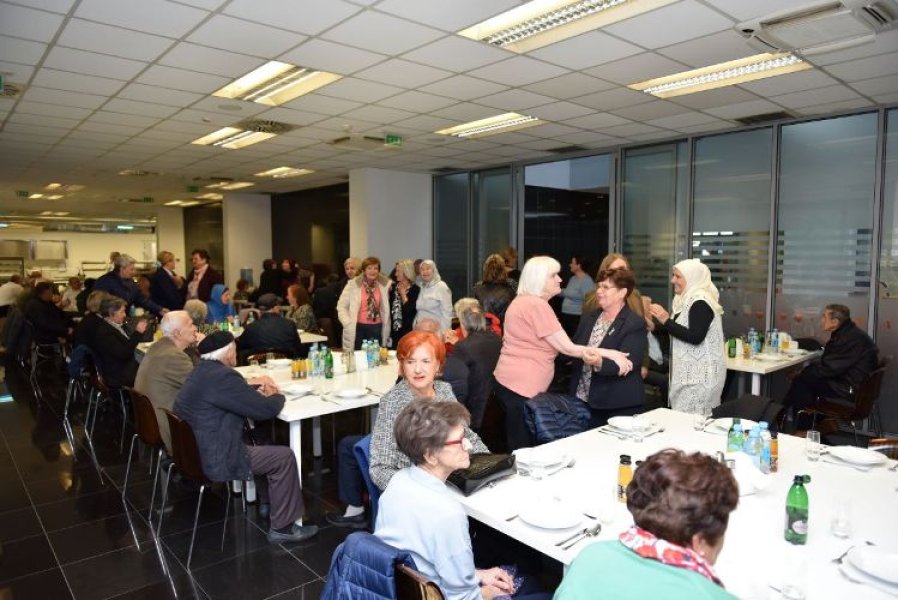 bosnalijek-penzioneri-druzenje-4