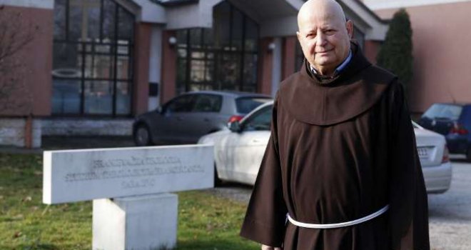 Znanost ne stvara heroje i svece, to čini legenda. Povijest bez legende je izgubljeno vrijeme... Bog mu dao vječni život!