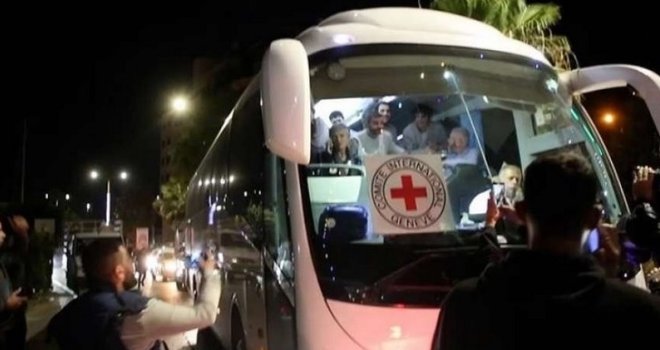 Hamas oslobodio svih 20 živih talaca: Ključni korak  u okončanju dvogodišnjeg razornog sukoba u Gazi