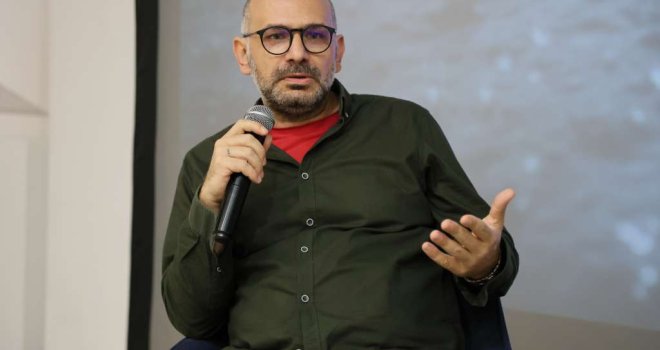 U Mostaru predstavljena zbirka poezije 'Kapi' Berislava Juriča, slijede promocije u Sarajevu i Zagrebu  