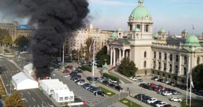 Ćacilend u plamenu: Čula se pucnjava, ima povrijeđenih, a jedna osoba je već privedena