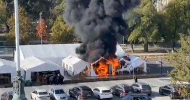 Muškarac pucao u plinsku bocu u Ćacilendu: Eksplozija izazvala požar u šatoru