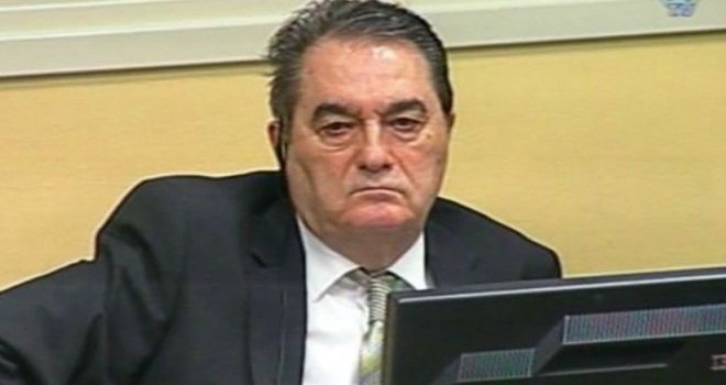 Ratni zločinac sahranjen u Aleji zaslužnih građana u Srbiji