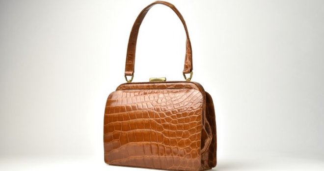 Nova prevara putem OLX-a: Sarajka pokušala prodati torbicu, pa ostala bez 500 KM