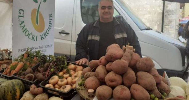 Glamočani 'razbili' konkurenciju: Najteži krompir težio preko 2 kg, najbolju krompirušu spremila Tina Lovrić