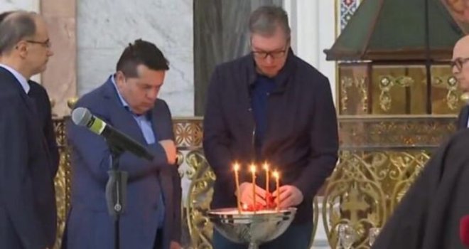 Još jedan dokaz da je puklo? Vučić u Beogradu na parastosu, ali sa Stevandićem - Dodika nigdje