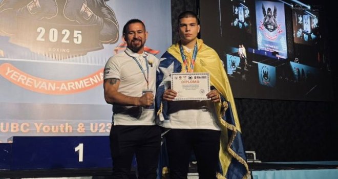 Tuzlak Bakir Mešalić osvojio bronzanu medalju na juniorskom Evropskom prvenstvu u boksu