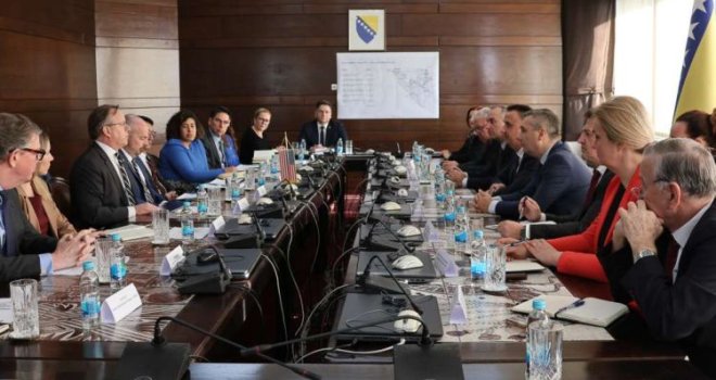 Važan korak: Vladi FBiH stiglo Pismo namjere američke kompanije za projekt izgradnje gasovoda 'Južna interkonekcija'