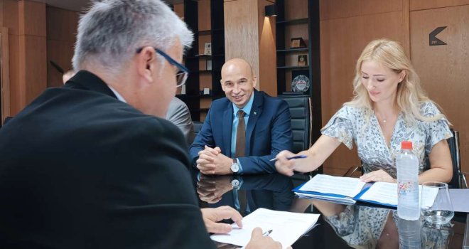 Borcima 1.129.000 KM više nego prošle godine, zdravstvenim radnicima poboljšanje kolektivnog ugovora 