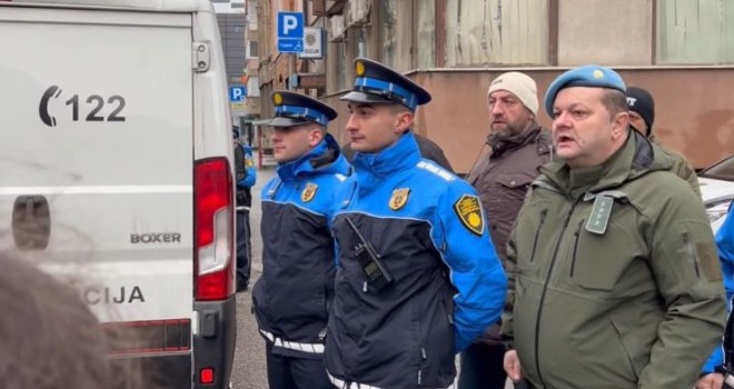 Šta se desilo u prolazu kod Sirana? Oglasio se komandir:  'Nisu imali dokumente, pokušali su zloupotrijebiti proteste' 