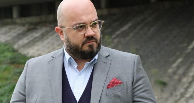 Do sada sam radio i popravljao katastrofu koju su ostavili u GRAS-u, i nastavit ću! Ali od sada ću i govoriti kako su uništavali! 