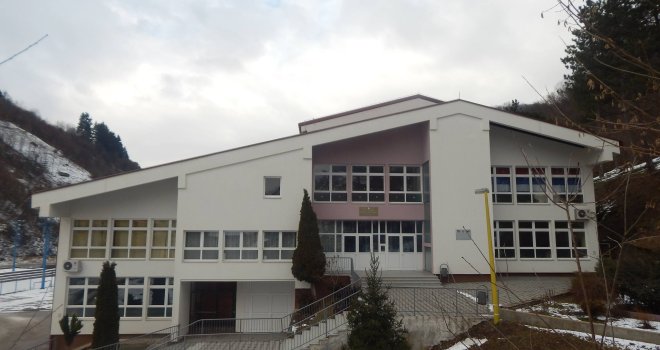 Užas u Srebrenici: Učenik napravio spisak drugara koje želi da ubije?