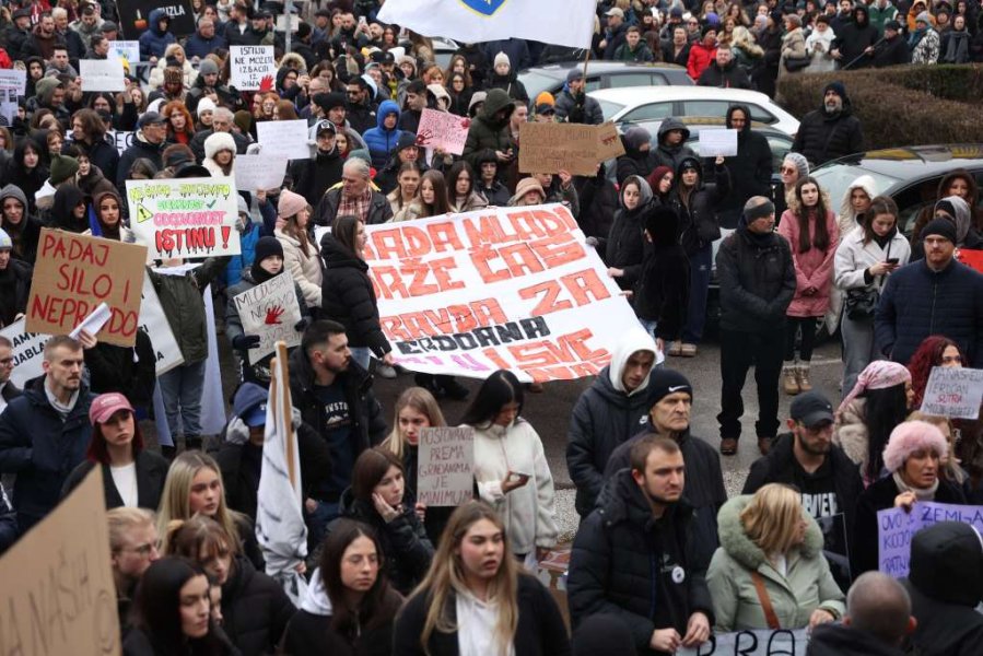 protesti-sarajevo-21-02-26-5-fena