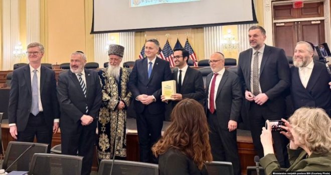 Iz Sarajeva u Vašington: Hagada kao most među narodima BiH