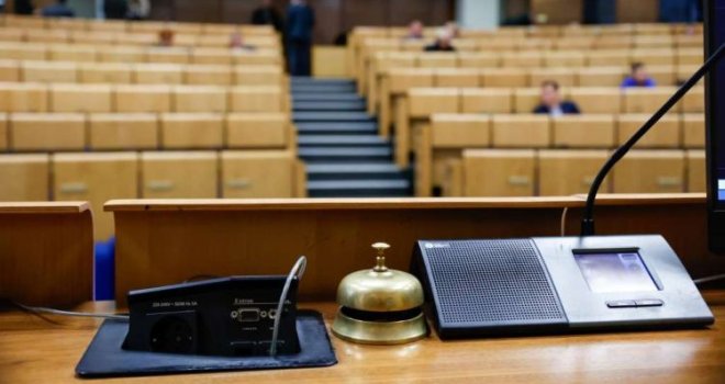 Stavovi parlamentaraca Doma naroda o Južnoj interkonekciji