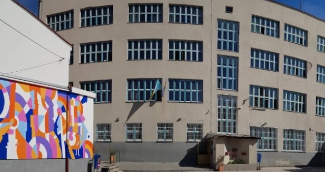 Nakon incidenta oglasili se iz OŠ 'Musa Ćazim Ćatić': U toku utvrđivanje okolnosti slučaja