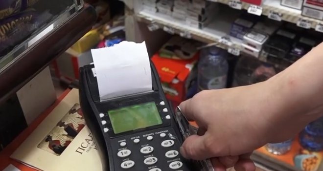 Kako lopovi kradu podatke s vaših kartica na benzinskim pumpama i kako se zaštititi od skimera?