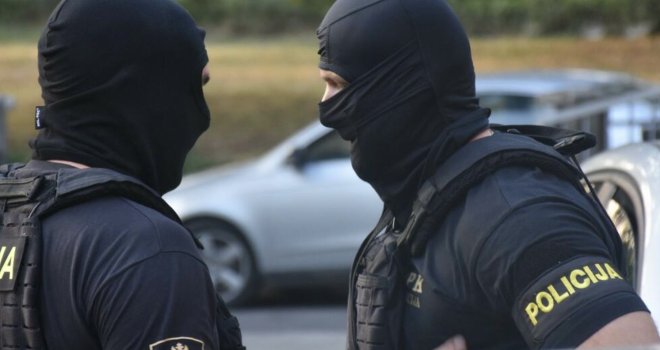 Haos na aerodromu u Tivtu: Crnogorci vratili u Beograd avion s Vučićevom specijalnom gardom, svi imaju kriminalni dosije!