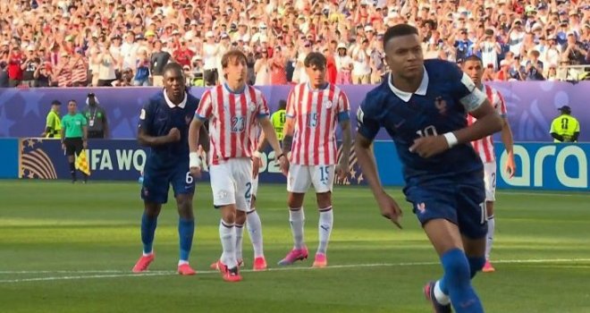 Tricolori u četvrtfinalu: Mučila se Francuska, Mbappe iz penala izbacio Paragvajce (1:0)