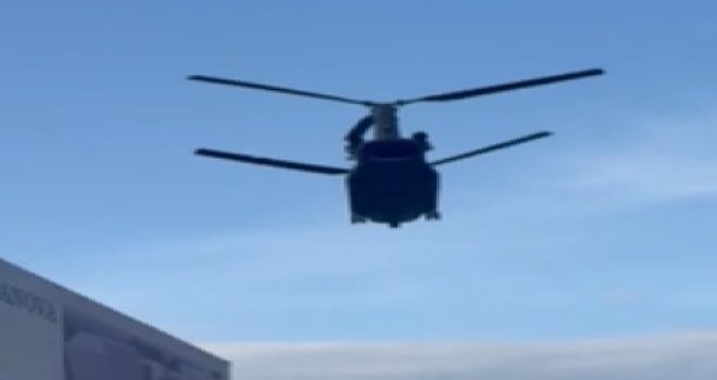 Saobraćajni kolaps u Jablanici zbog nesvakidašnje situacije, razlog je helikopter