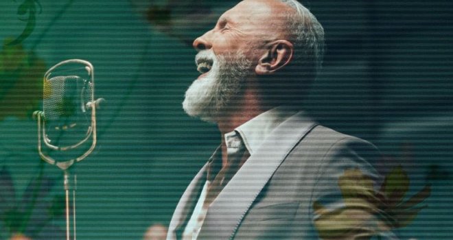 U susret noćima na Koševu: Dino Merlin publici poklanja novu pjesmu 'Zbog tebe'... Pogledajte video!