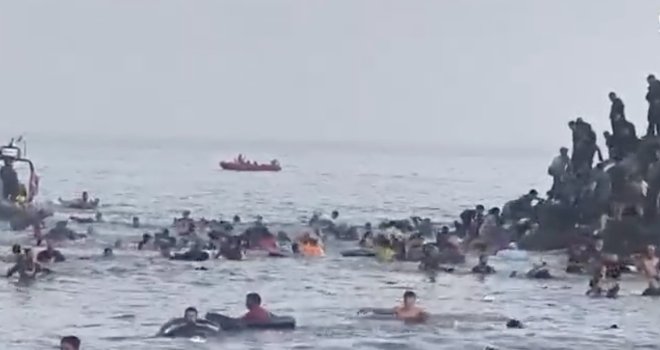 Oko 25.000 migranata vraćeno u Maroko nakon masovnog prelaska granice u Ceutu